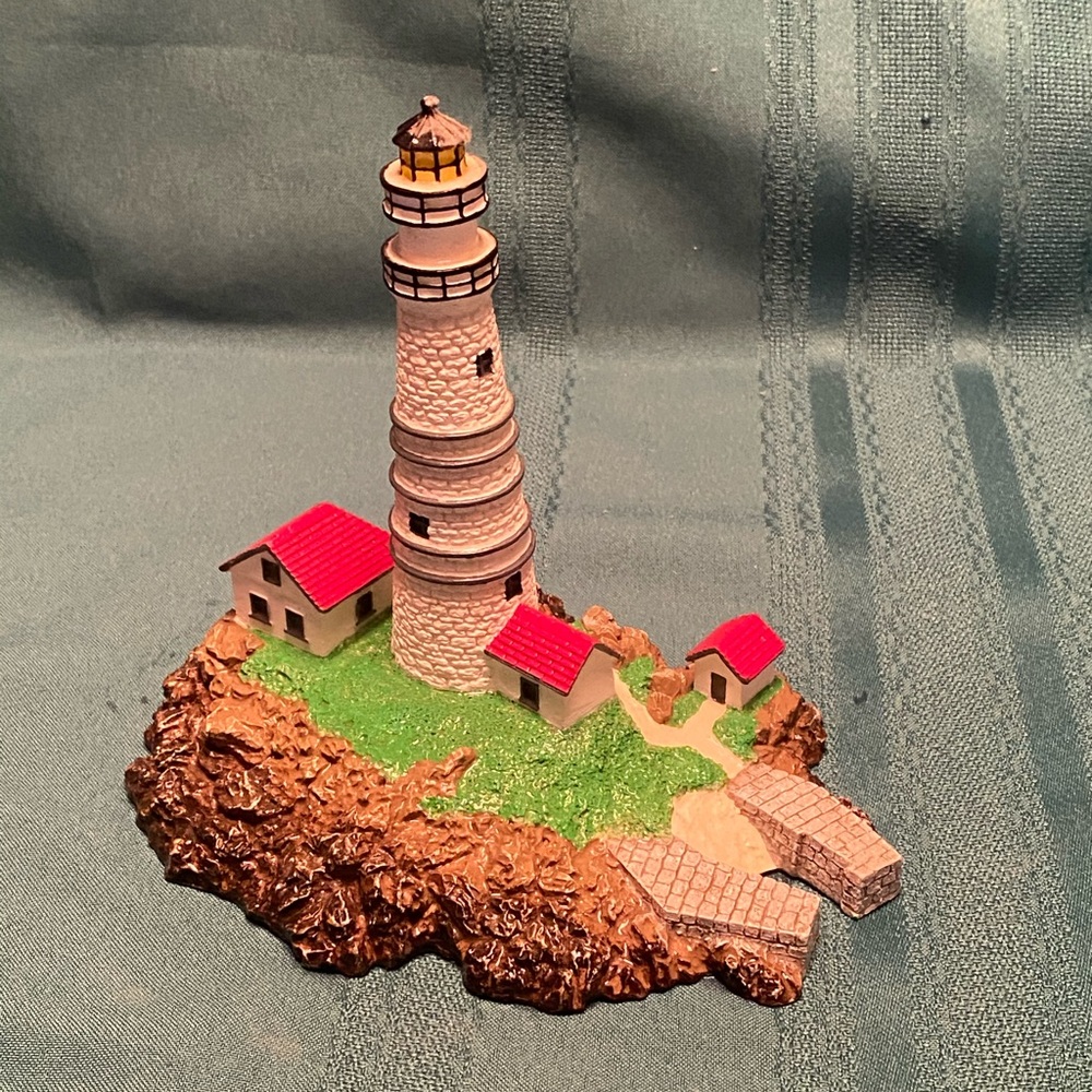Danbury Mint Lighthouse - Boston
